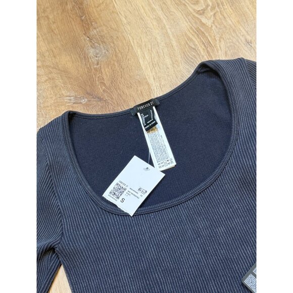 Forever21 Long Sleeve Ribbed Bodysuit Scoop Neck Size S NWT - Picture 5 of 6